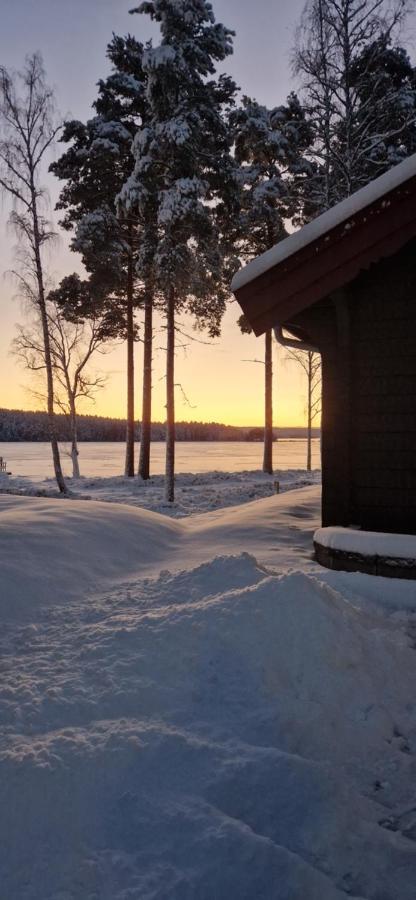 Lakeside Log Cabin Fraemby Udde Falun Esterno foto